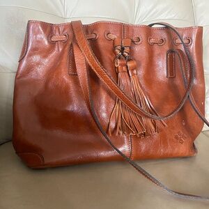 Gorgeous Patricia Nash satchel
